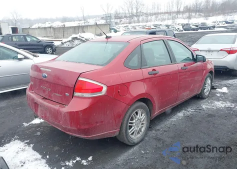 2011 Ford Focus Se z USA, uszkodzony, nr VIN 1FAHP3FN4BW116150